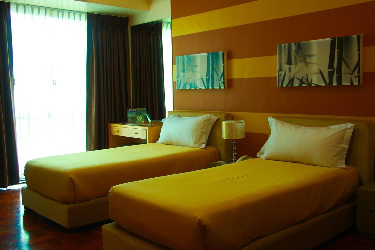 Asian Mansion II Makati City Dış mekan fotoğraf