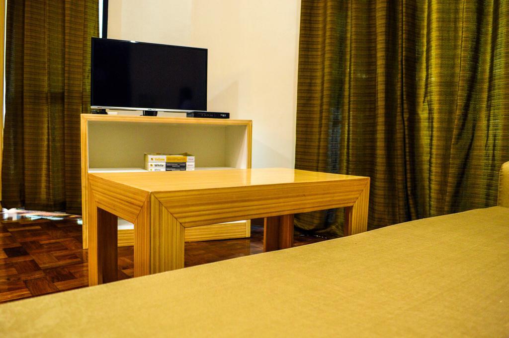 Asian Mansion II Makati City Dış mekan fotoğraf